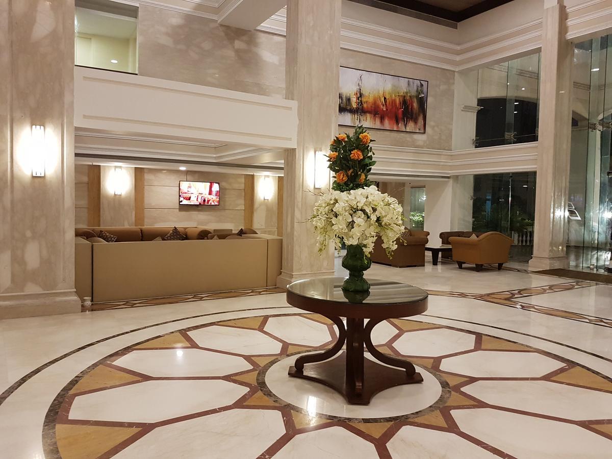 Udman Hotels And Resorts By Ferns N Petals Neu-Delhi Exterior foto